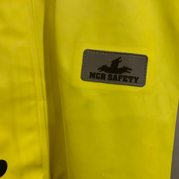 Delta Airlines MCR 5182S Ruminator Hi Vis Reflective Rain Jacket size M - Picture 6 of 12